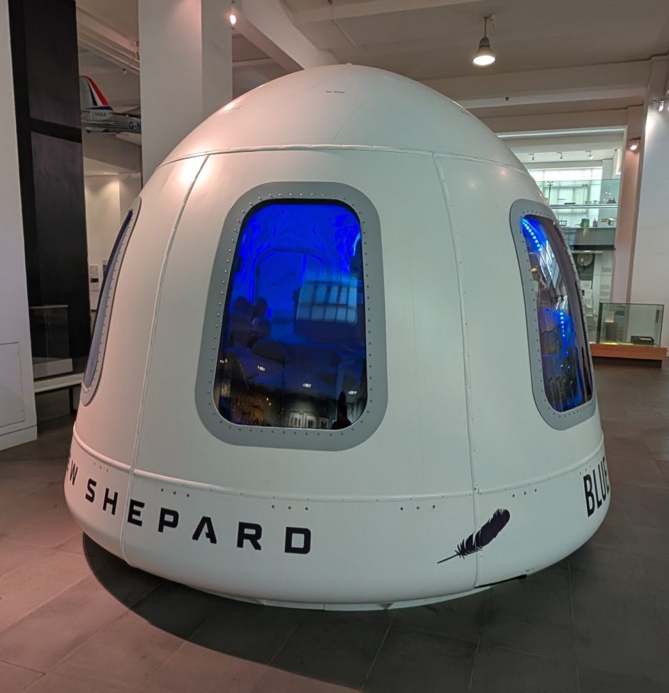 Un experimento en la cápsula New Shepard mide cómo se comporta el agua bajo la gravedad lunar