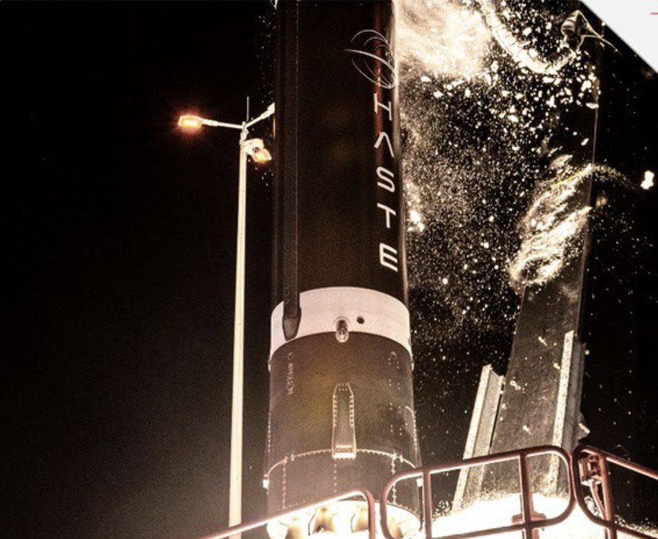 Rocket Lab se asocia con Raytheon en programa de interceptores espaciales para Golden Dome