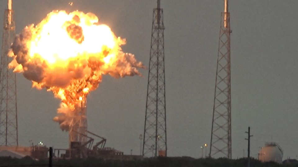 Blue Origin afronta meses de reconstrucción tras el devastador incendio en su plataforma de lanzamiento