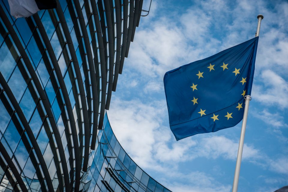 Europa reserva el espectro satelital móvil y complica los planes de SpaceX y Viasat