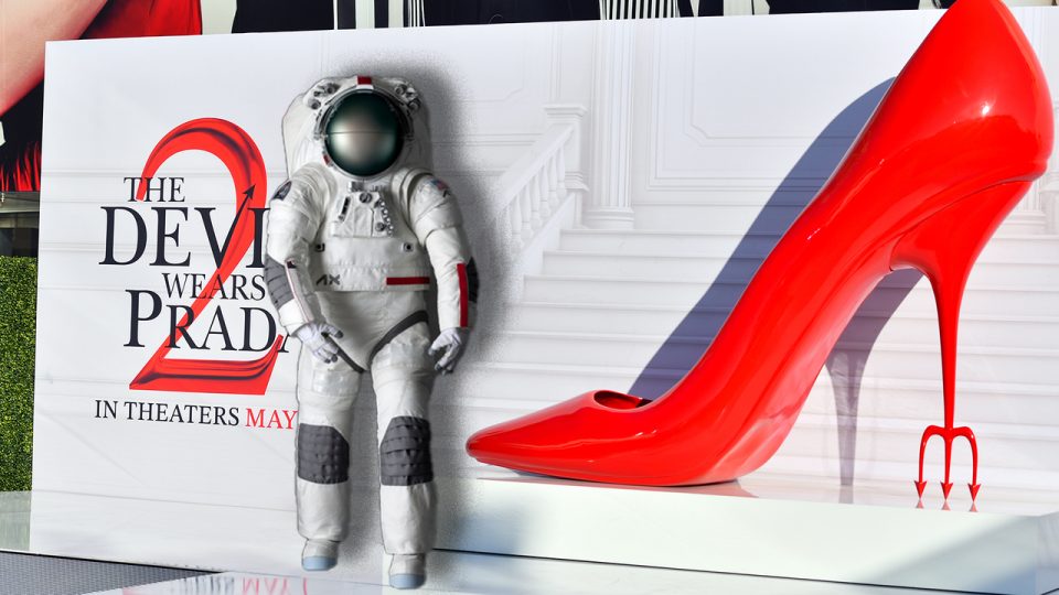 Prada diseñará los trajes espaciales de la misión Artemis III: cuando la moda conquista la Luna