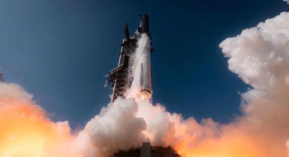 SpaceX se prepara para una salida a bolsa histórica valorada en 1,75 billones de dólares