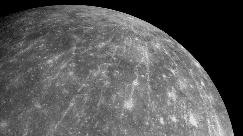 El hielo polar de Mercurio podría haberse formado en un solo día tras un impacto asteroidal masivo