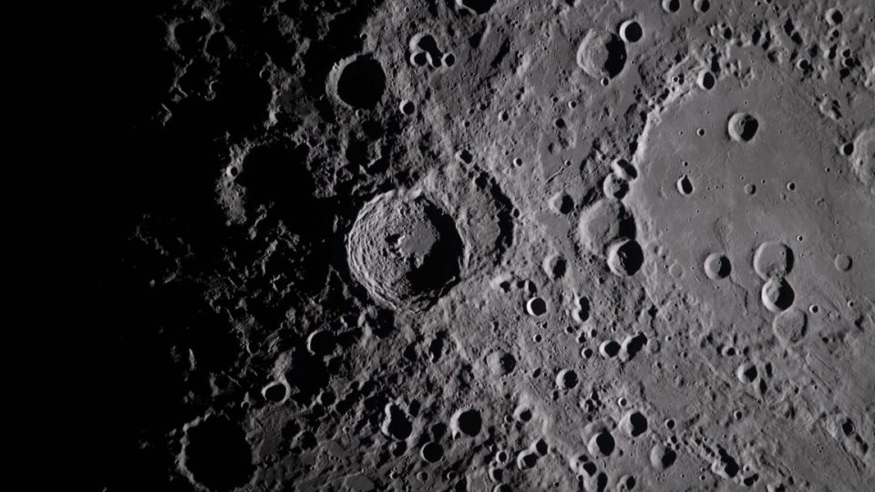 Artemis I finalmente entrega imágenes lunares de calidad excepcional que marcan una nueva era