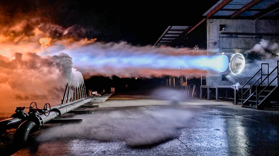 Rocket Lab anuncia su mayor contrato de lanzamiento e inicia la adquisición de una empresa de robótica espacial