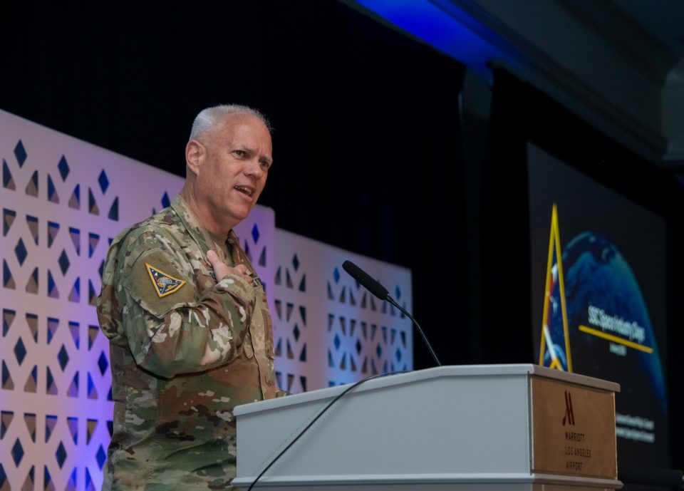El auge militar espacial se enfrenta a los obstáculos burocráticos de Washington