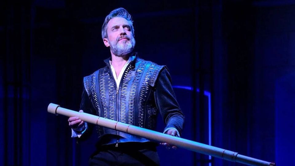 Neil deGrasse Tyson pone voz al nuevo tráiler del musical de Broadway "Galileo"