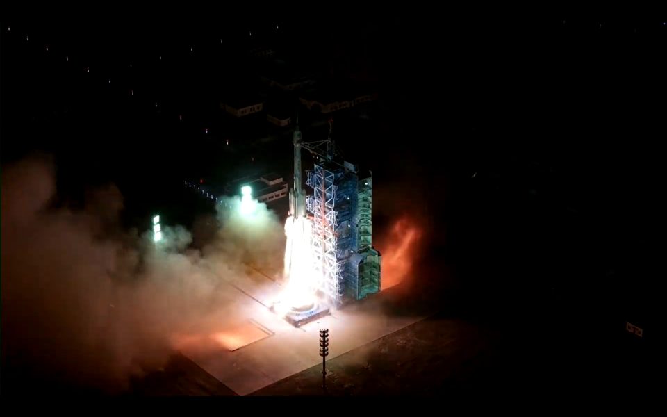 China lanza la misión Shenzhou-23 hacia la estación espacial Tiangong