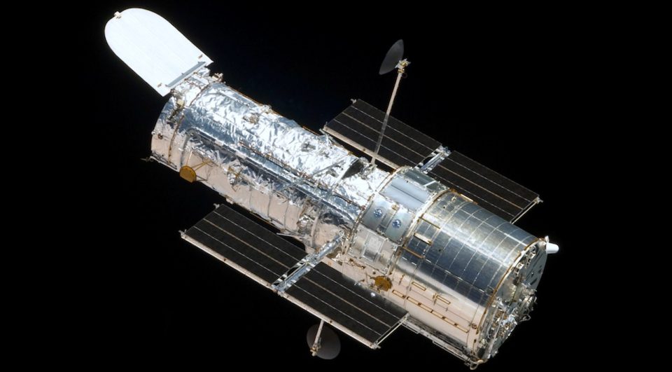 NASA evalúa reactivar el telescopio Hubble con una maniobra de impulso orbital